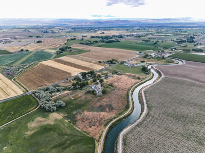 Country Living on 11.45 Irrigated Acres - image 40