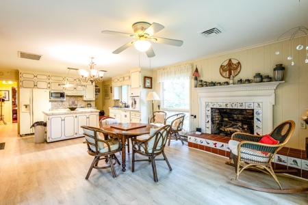 Historic Elegance & Lake Life: A Classic Clarksville VA Gem - image 38