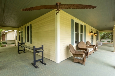 Historic Elegance & Lake Life: A Classic Clarksville VA Gem - image 18