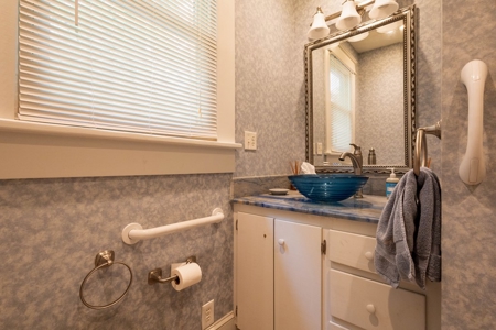 Historic Elegance & Lake Life: A Classic Clarksville VA Gem - image 33