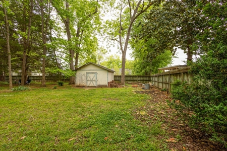Historic Elegance & Lake Life: A Classic Clarksville VA Gem - image 30