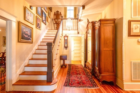 Historic Elegance & Lake Life: A Classic Clarksville VA Gem - image 8