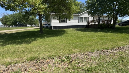 Home on Large Lot in Eagleville, MO - image 4
