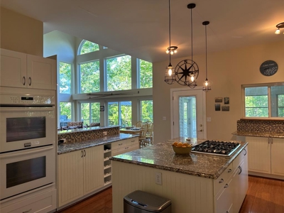 Alba Bheag on Kerr Lake Retreat & Waterfront Luxury - image 12