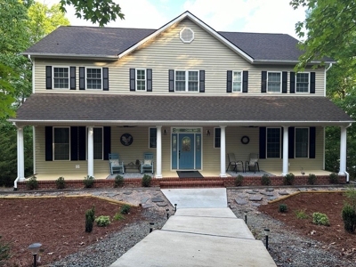Alba Bheag on Kerr Lake Retreat & Waterfront Luxury - image 7