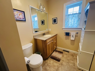 Country Home For Sale In Hamilton, New York - image 8
