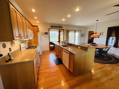 Country Home For Sale In Hamilton, New York - image 27