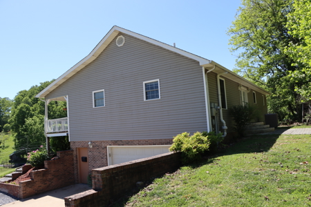 Country Home for Sale in Bristol VA - image 23