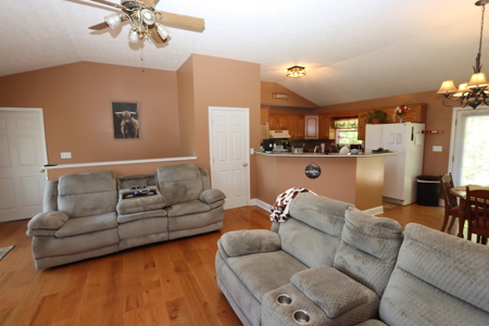 Country Home for Sale in Bristol VA - image 6