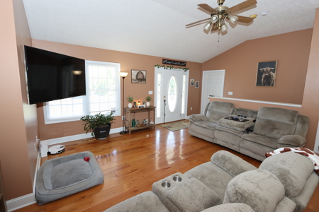Country Home for Sale in Bristol VA - image 4