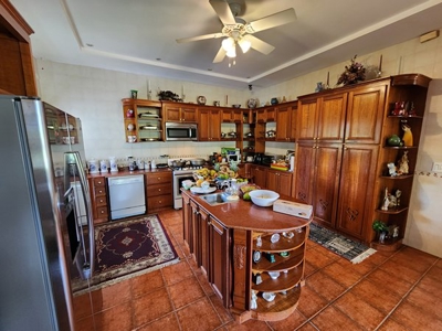 Elegant Mansion Retreat with Panoramic Views in Sorá - image 31