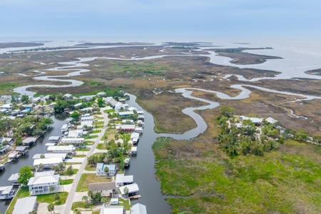 Waterfront Home for Sale in Suwannee FL! - image 29