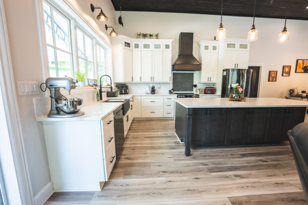 Three Bedrooms? Try Seven Rooms of Unlimited Potential-East TN - image 15