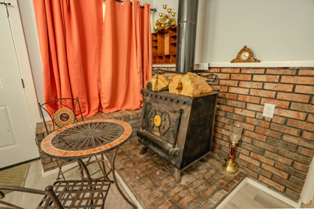 Stunning Fully Renovated Tennessee Country Home on 4.5± Acres! - image 19
