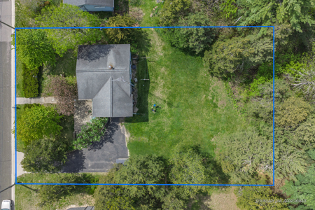 3-Bedroom in the heart of Portage near beautiful Silver Lake - image 6