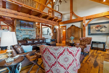Stunning Home On Dale Hollow Lake in Albany, Kentucky - image 22