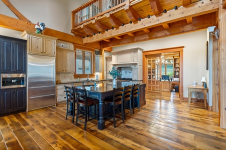 Stunning Home On Dale Hollow Lake in Albany, Kentucky - image 24