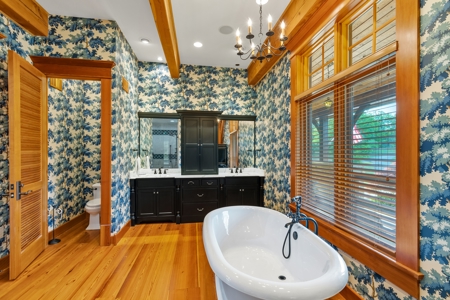 Stunning Home On Dale Hollow Lake in Albany, Kentucky - image 32