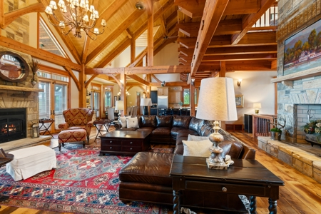 Stunning Home On Dale Hollow Lake in Albany, Kentucky - image 21