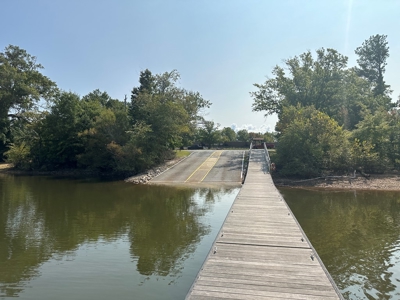 Attention Investors: Rare B-1 Commercial Space Near Kerr Lake VA! - image 3