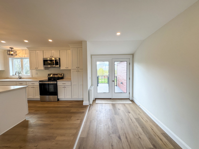 Fully Renovated Country Home - Lincoln, Maine - image 13