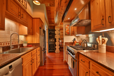 30-Acre Luxury Log Estate | Trophy Whitetail Sanctuary & Private - image 24