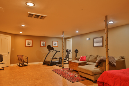 30-Acre Luxury Log Estate | Trophy Whitetail Sanctuary & Private - image 33