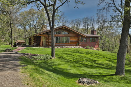 30-Acre Luxury Log Estate | Trophy Whitetail Sanctuary & Private - image 46