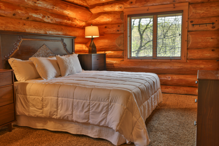 30-Acre Luxury Log Estate | Trophy Whitetail Sanctuary & Private - image 25