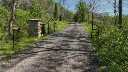 30-Acre Luxury Log Estate | Trophy Whitetail Sanctuary & Private - image 7