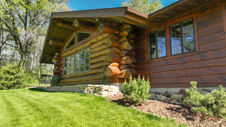 30-Acre Luxury Log Estate | Trophy Whitetail Sanctuary & Private - image 4