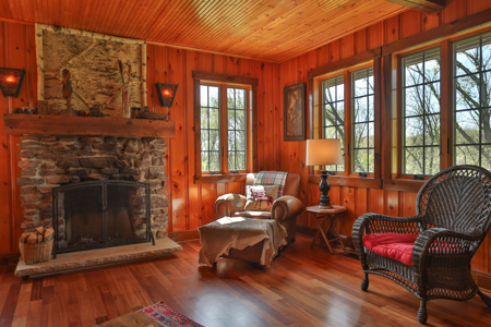 30-Acre Luxury Log Estate | Trophy Whitetail Sanctuary & Private - image 20