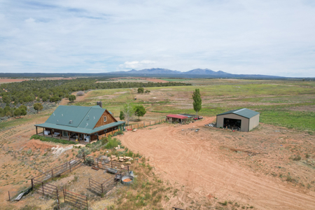 Acreage For Sale with Country Home in Hesperus Colorado - image 8