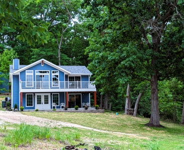 Lakefront 3Br Home & Boat Dock & Garage - image 12