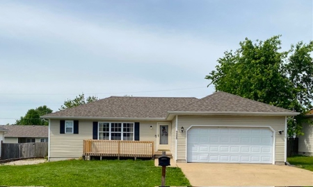 Homeowner's Dream Home with Main Floor Living - image 1