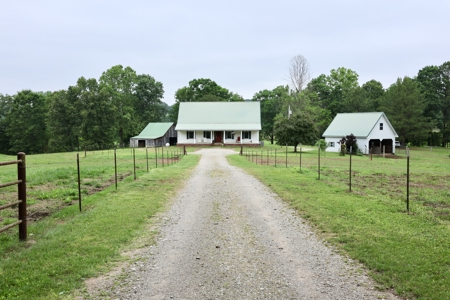 Ozarks Southfork River Country Home And Equine Farm For Sale - image 40