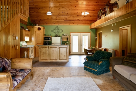 Ozarks Southfork River Country Home And Equine Farm For Sale - image 49
