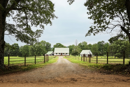 Ozarks Southfork River Country Home And Equine Farm For Sale - image 29