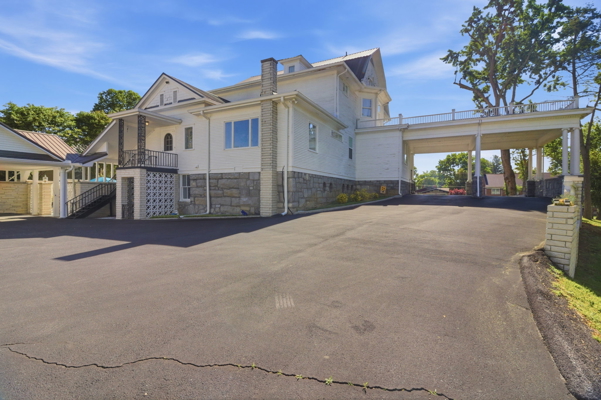 Historic Home for Sale at Auction in Bristol TN