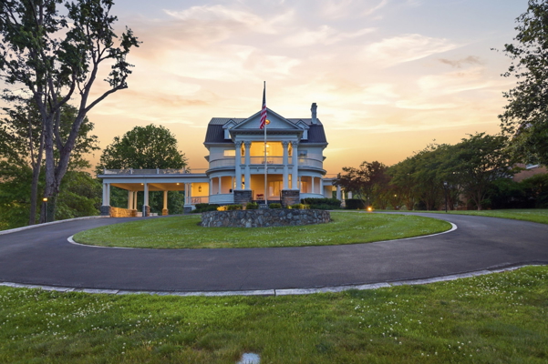 Historic Home for Sale at Auction in Bristol TN