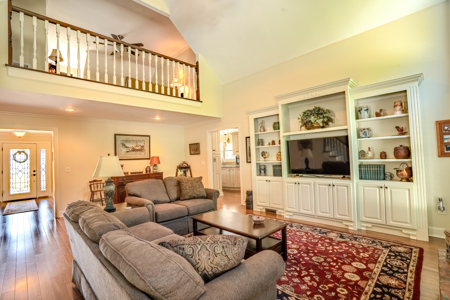 Tn Country Home Estate, 394 Ac., Private Retreat!! - image 9