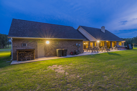 Turnkey East Texas Ranch near Atlanta, TX - image 10