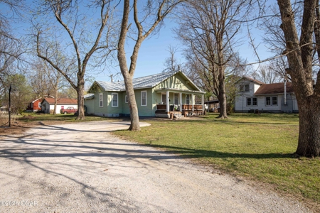Updated Lamar Missouri Home in Town for Sale, Barton County MO - image 3