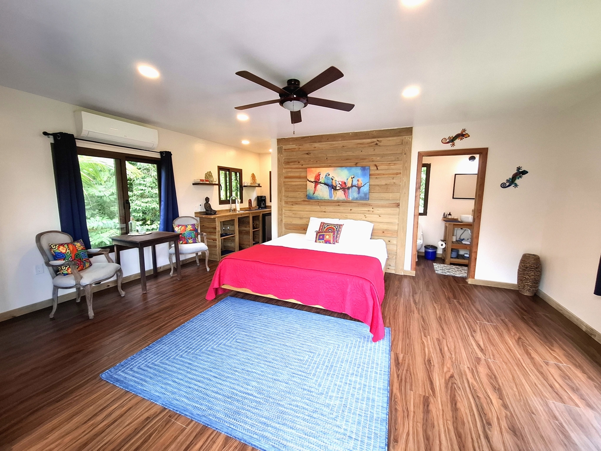 Jungle Villa with Casita & Pool — Red Frog Beach Resort, Isla Bastimentos - 11