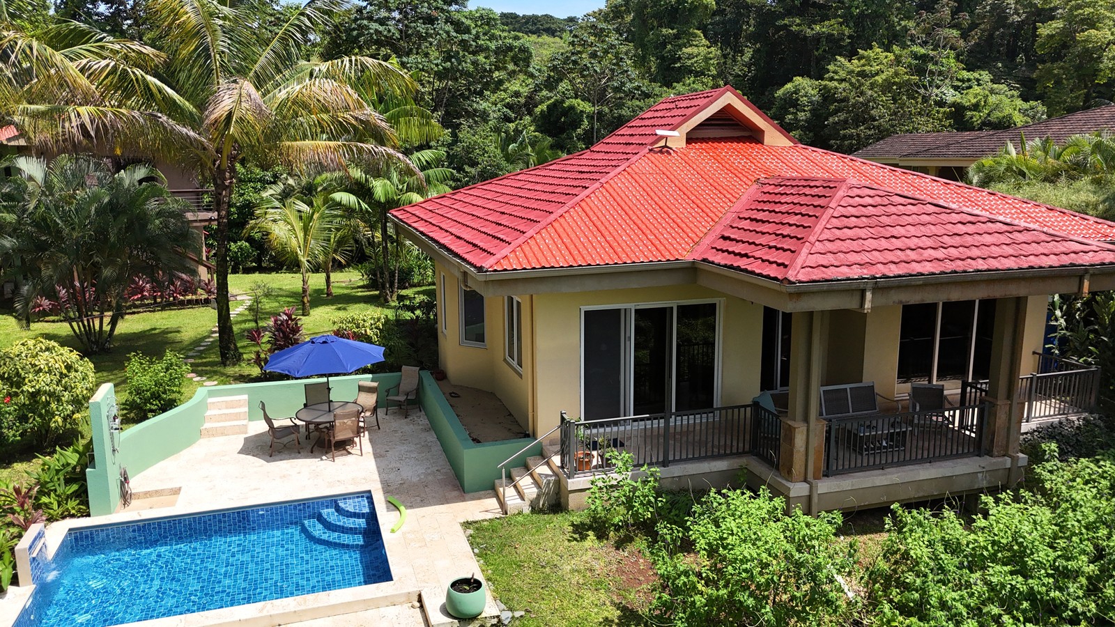 Jungle Villa with Casita & Pool — Red Frog Beach Resort, Isla Bastimentos - 2