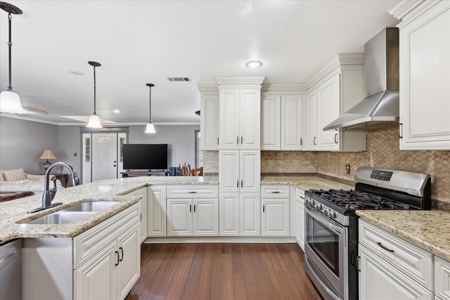 Texas Country Home With Acreage, Workshop and Farm Near Dallas - image 16