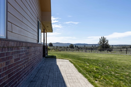 Eastern Oregon Willow Creek House - image 4