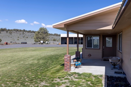Eastern Oregon Willow Creek House - image 3