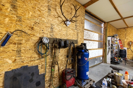 Eastern Oregon Willow Creek House - image 41