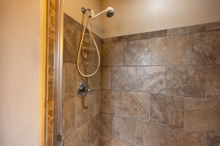 Eastern Oregon Willow Creek House - image 21